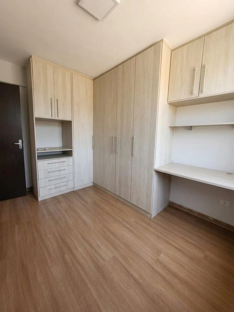 2-bedroom apartment with a washing machine in Curitiba