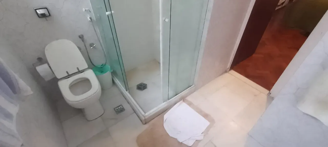 Apartamento mobiliado, 240 m², com janelas do piso ao teto — photo 28