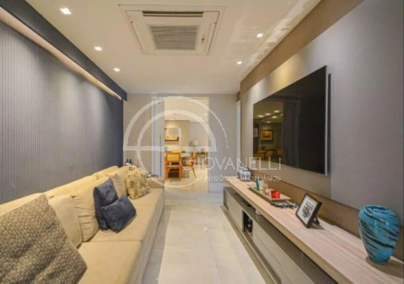 Furnished apartment with 4 en-suite bedrooms — photo 21