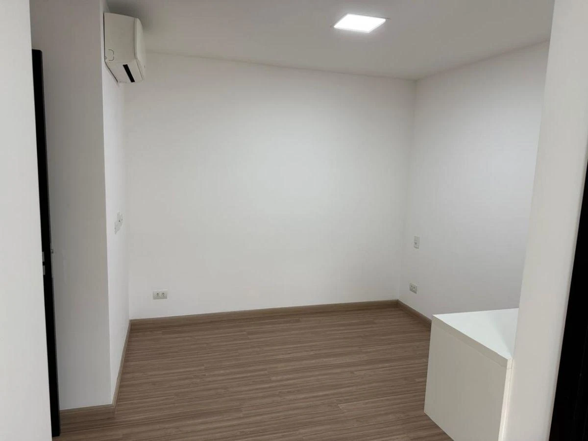 2-bedroom apartment with en-suite and 103 m², 2 parking — photo 33