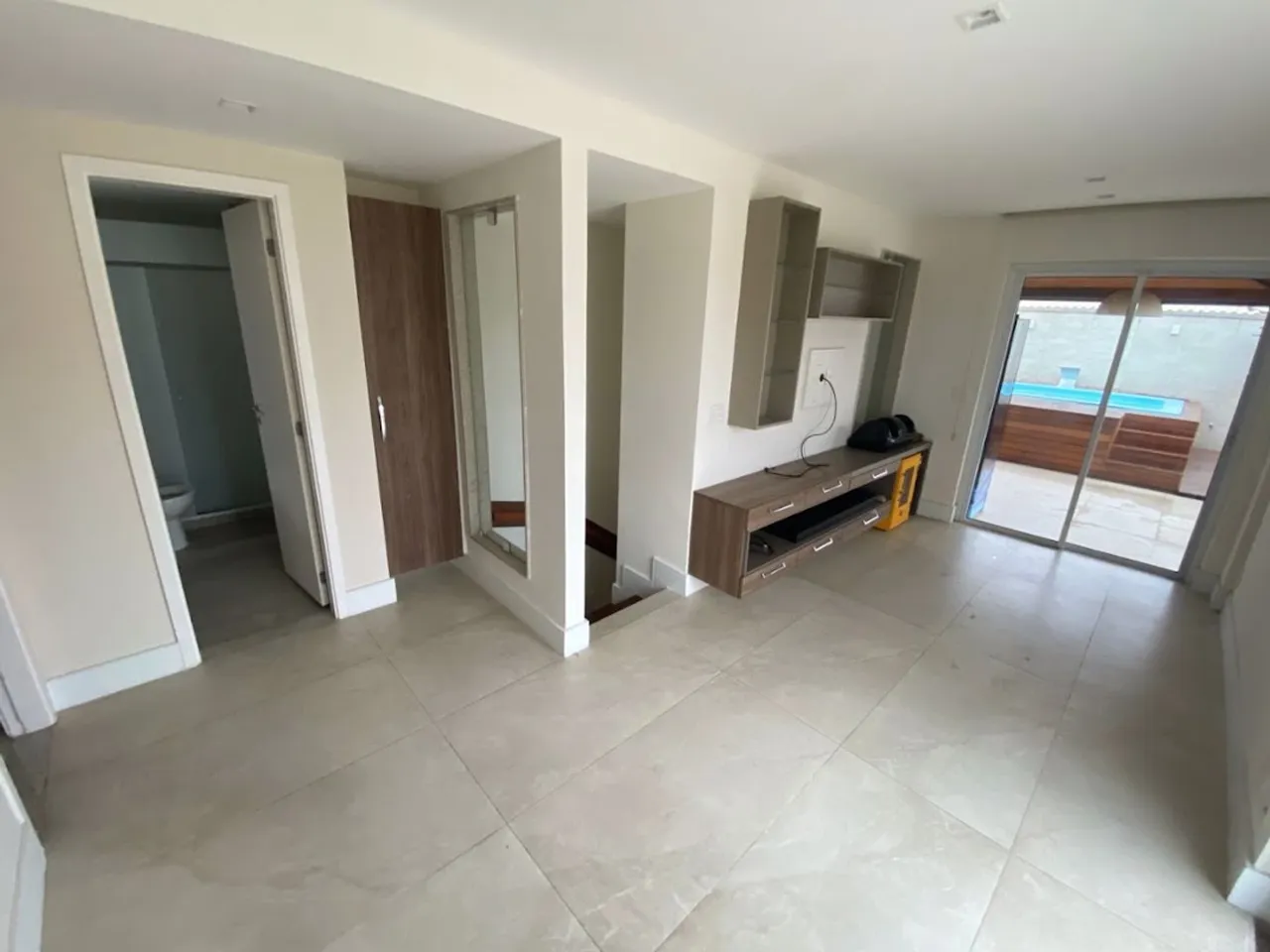 Apartamento mobiliado com 4 dormitórios e varanda — photo 20