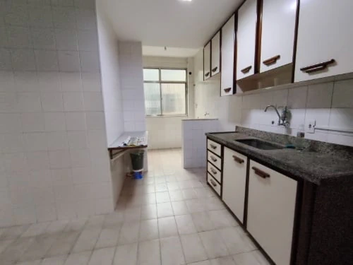 Apartment, 75 m², with wood or laminate floors — photo 2