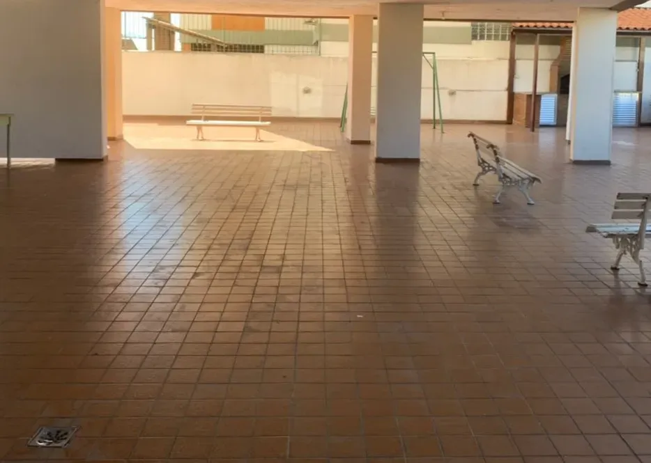 Unfurnished 2-bedroom apartment with 2 bathrooms — photo 15