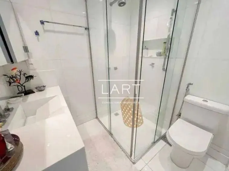 Apartamento com 3 quartos e 4 banheiros e cozinha americana — photo 14