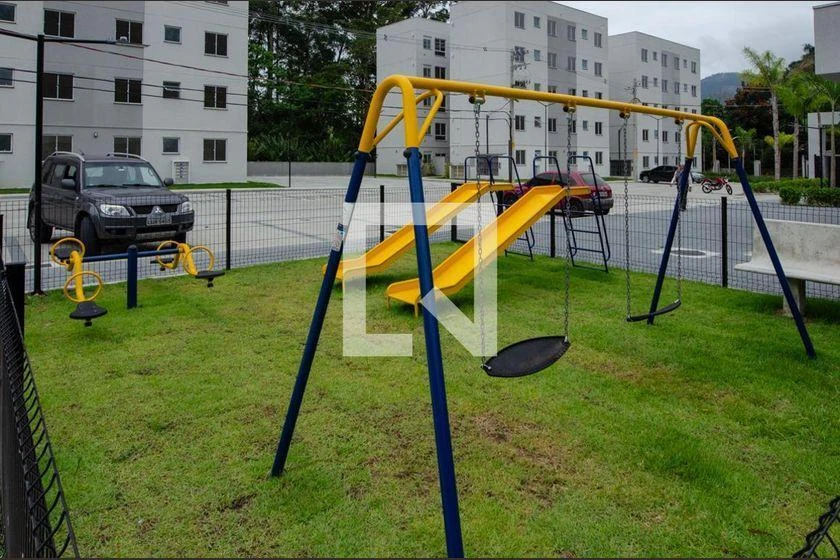 Apartamento mobiliado de 2 quartos em condomínio com piscina — photo 24