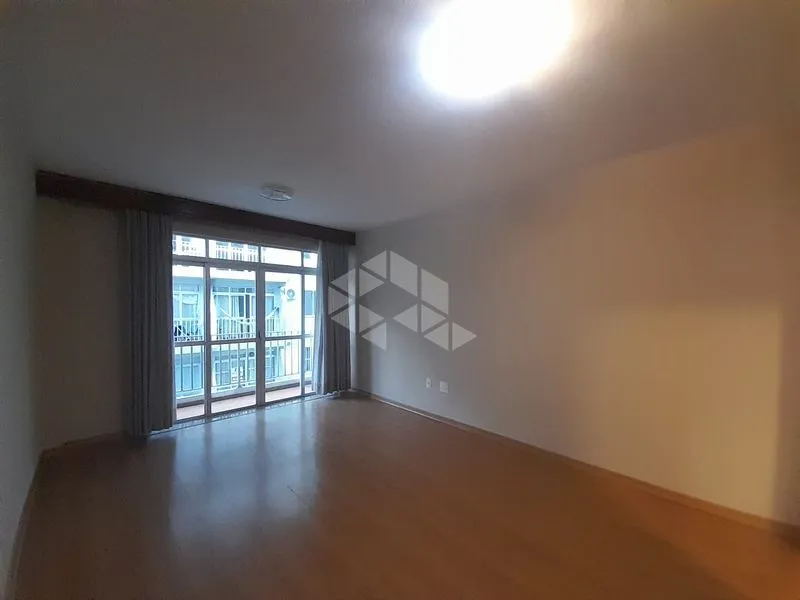 Apartamento de 2 quartos com sacada e área de serviço — photo 14