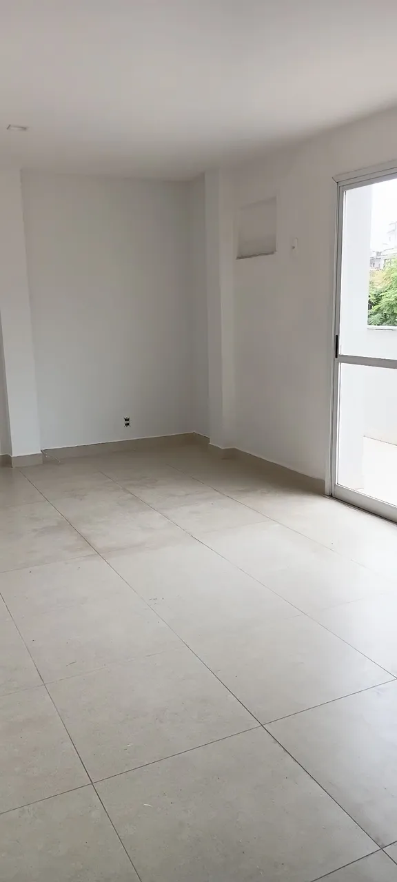 2-bedroom apartment in a building with a gym — photo 5