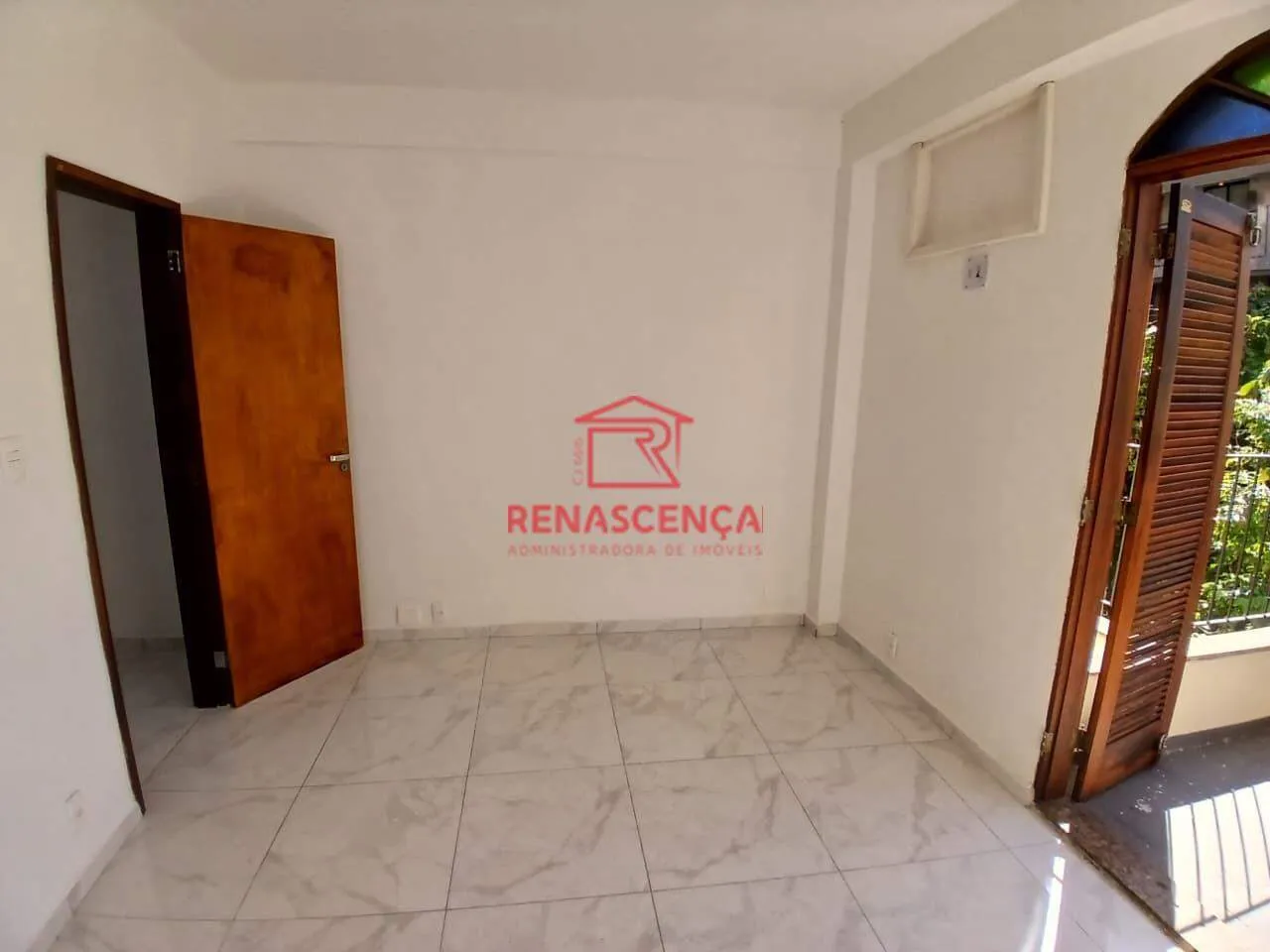 Casa com 5 quartos e 5 banheiros, vaga para 4 carros — photo 11