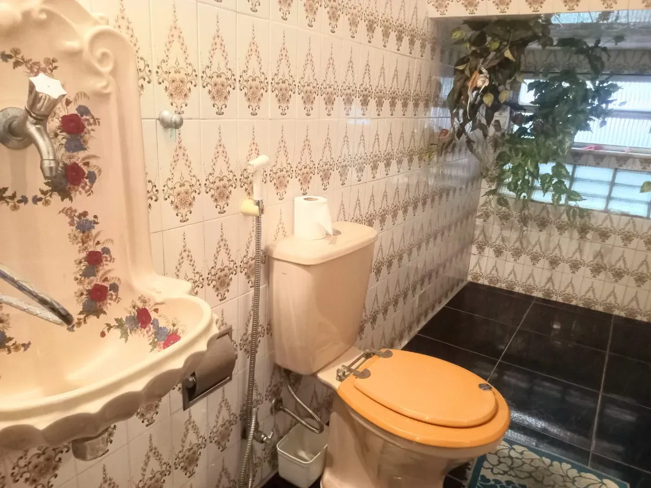 House with 2 bedrooms and 5 bathrooms plus 2 parking spots — photo 17