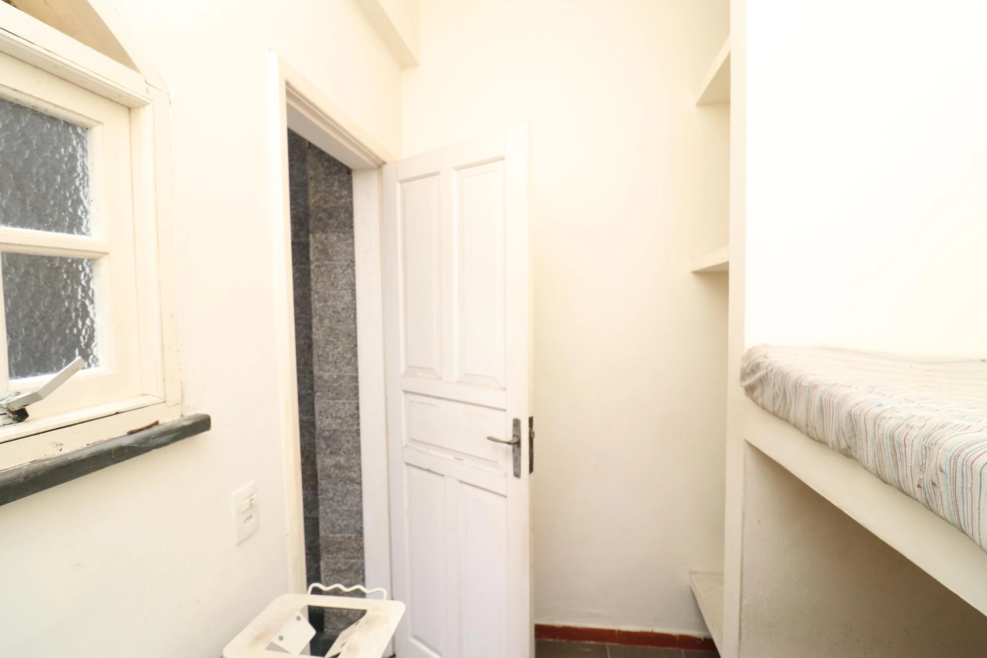 Vestidor y 5 dormitorios: casa de 420 m² — photo 49