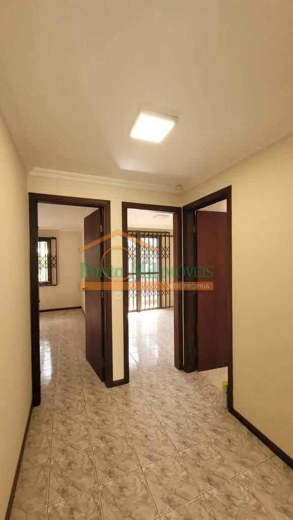 3-bedroom house with suite and separate closed kitchen — photo 25