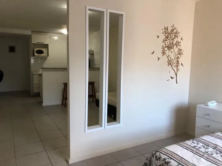Furnished 39 m² apartment with a glassed-in balcony — photo 14