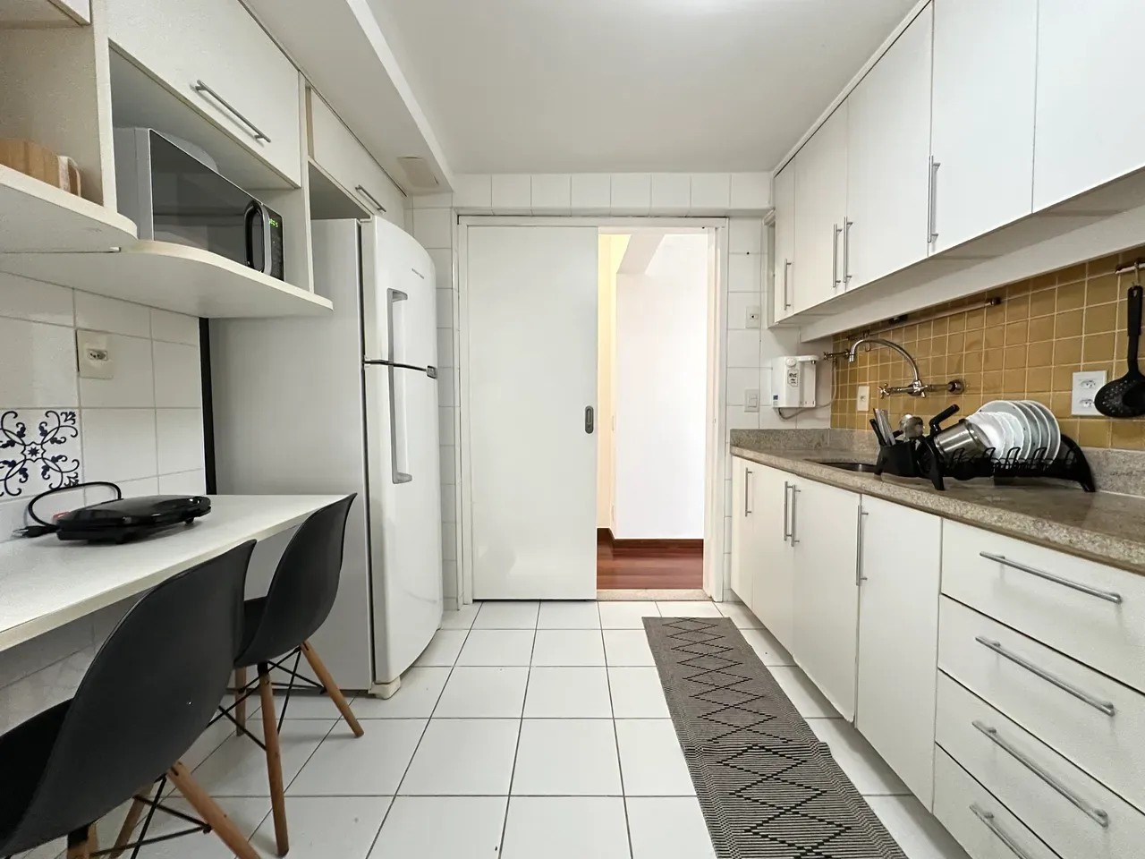 Apartment on the 4th floor with floor-to-ceiling windows — photo 25