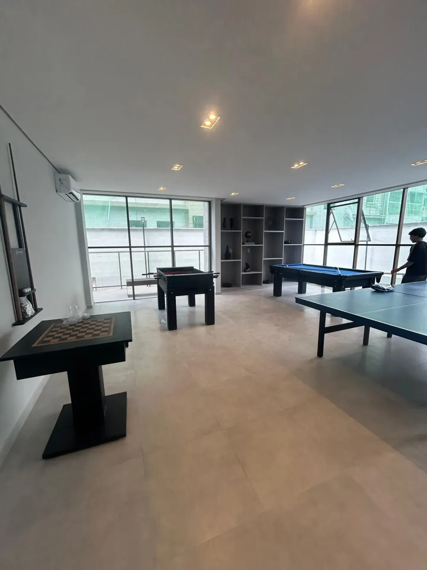 2-bedroom apartment with en-suite and 2 bathrooms — photo 24