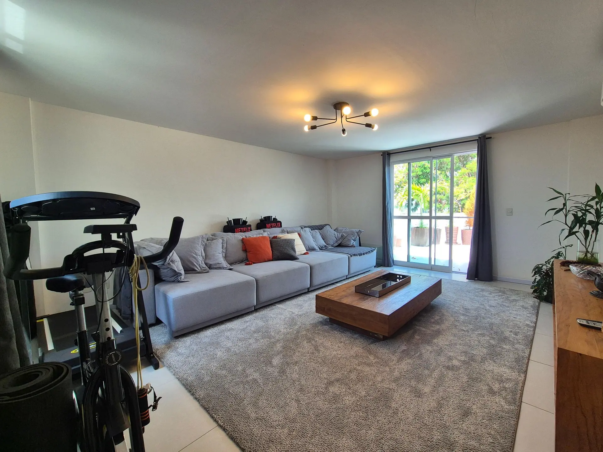 Apartamento mobiliado, 200 m², com varanda envidraçada — photo 9