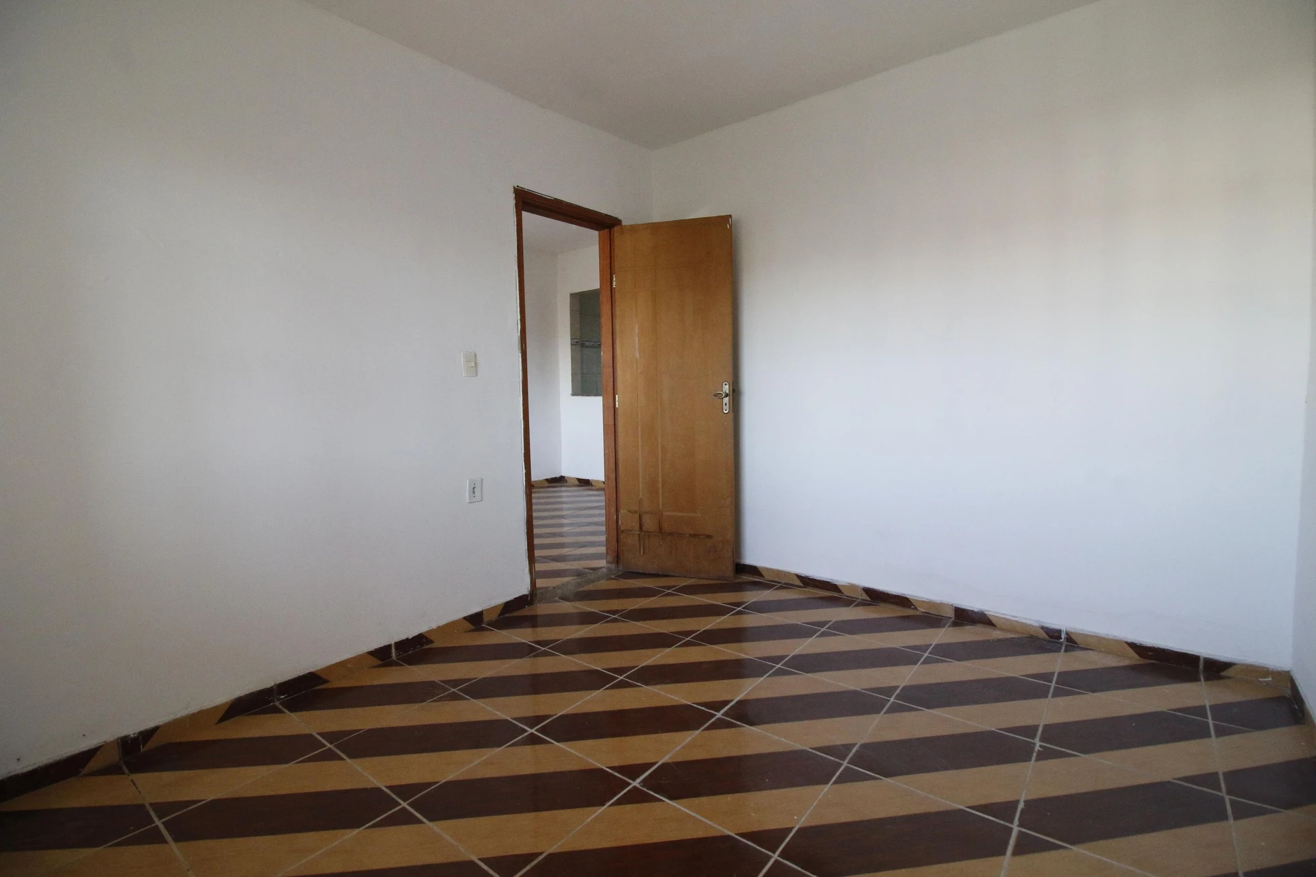 Rental house with 2 bedrooms and 1 bathroom — photo 18