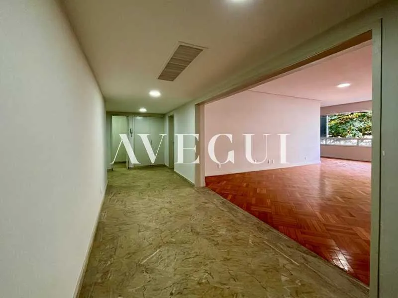 Apartment with 4 bedrooms and 4 bathrooms, 357 m² and 2 parking — photo 16