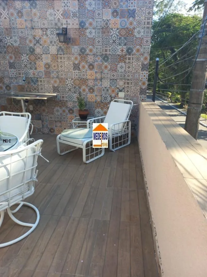 Rental house with 3 bedrooms and 3 bathrooms — photo 9