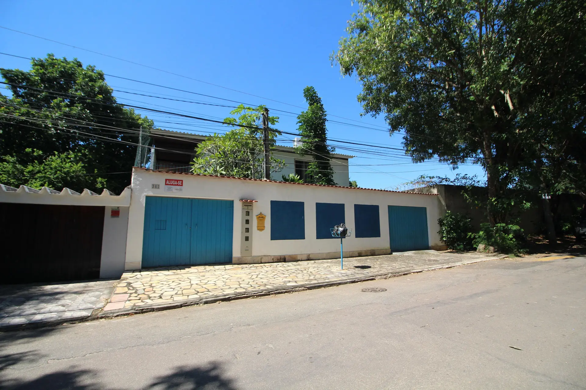 House with 4 bedrooms, 2 bathrooms and private garden — photo 55