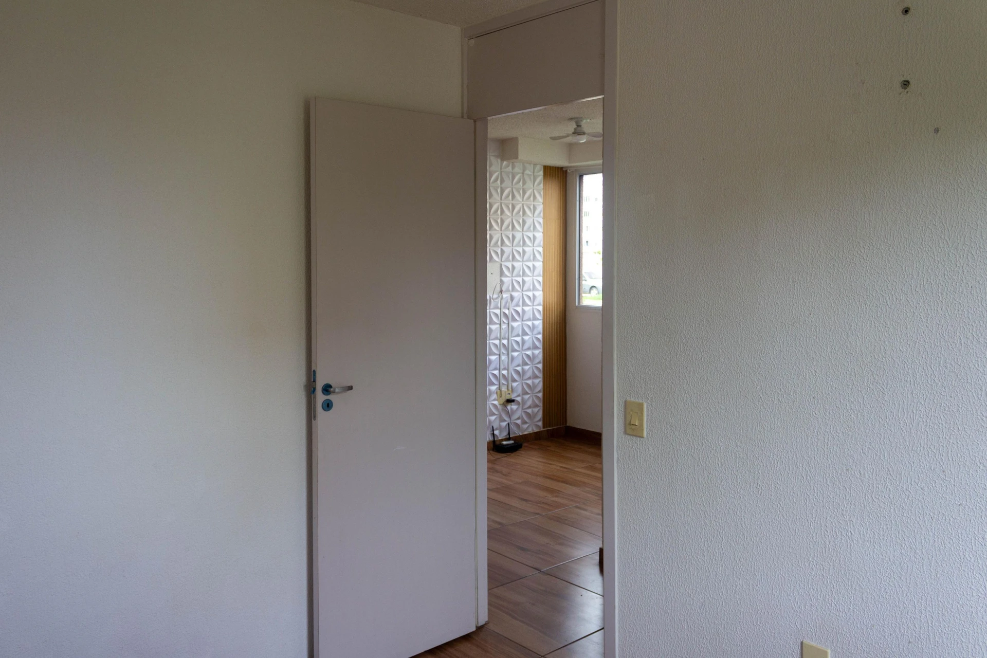 2-bedroom apartment in a building with a gym — photo 36