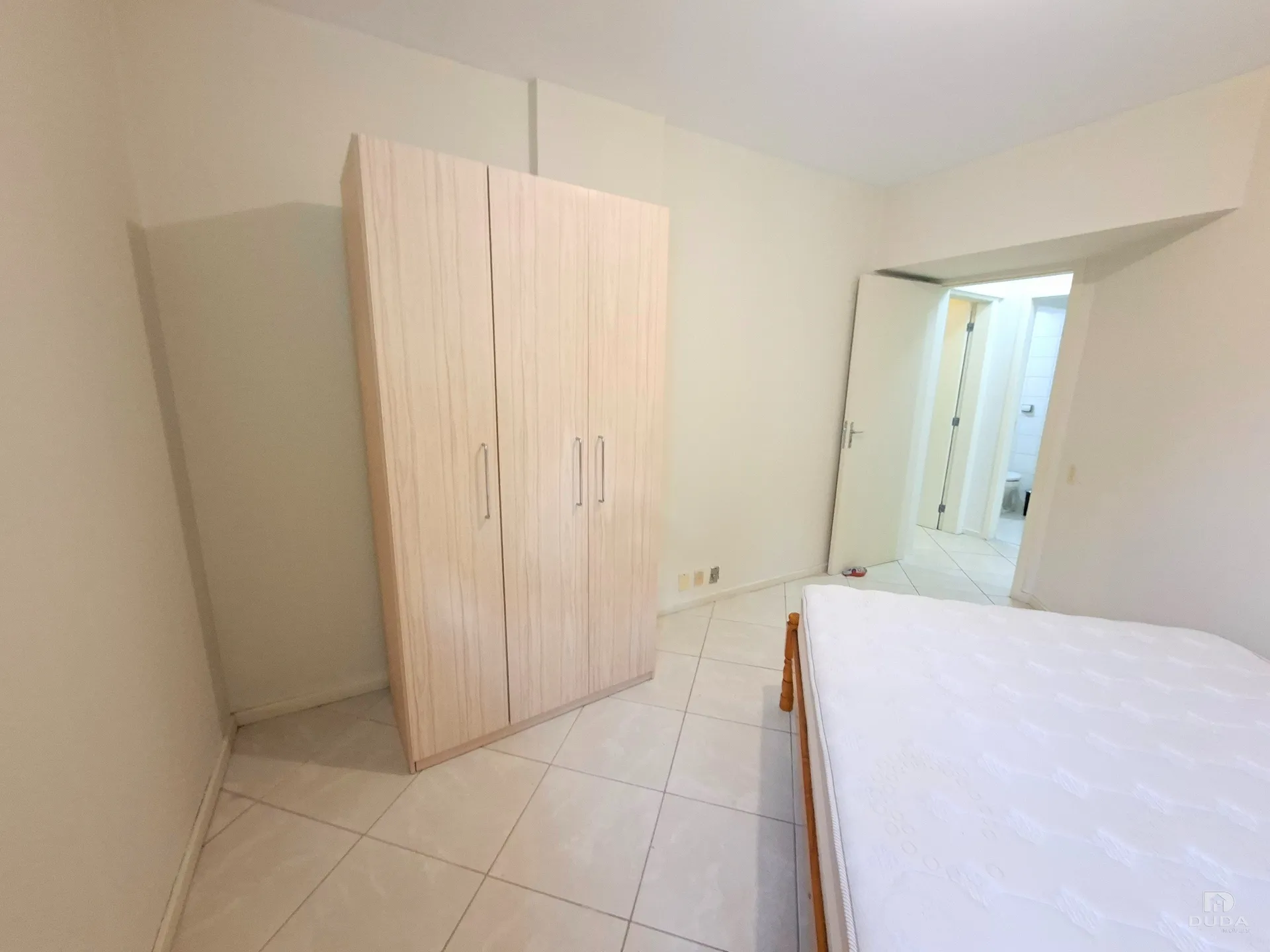 2-bedroom apartment, 1 with its own bathroom, 85 m² — photo 12