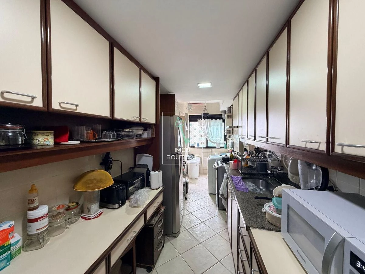 Apartment with enclosed balcony, 3 bedrooms and 2 parking — photo 33