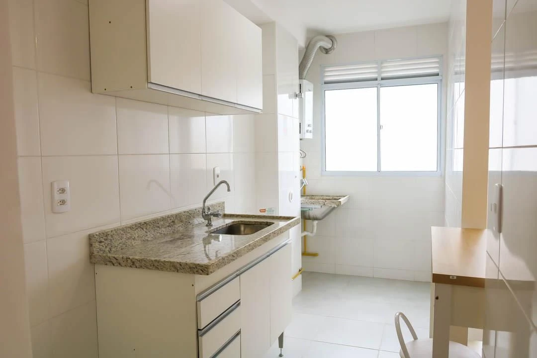 Mountain view in a 2-bedroom apartment, 43 m² — photo 5