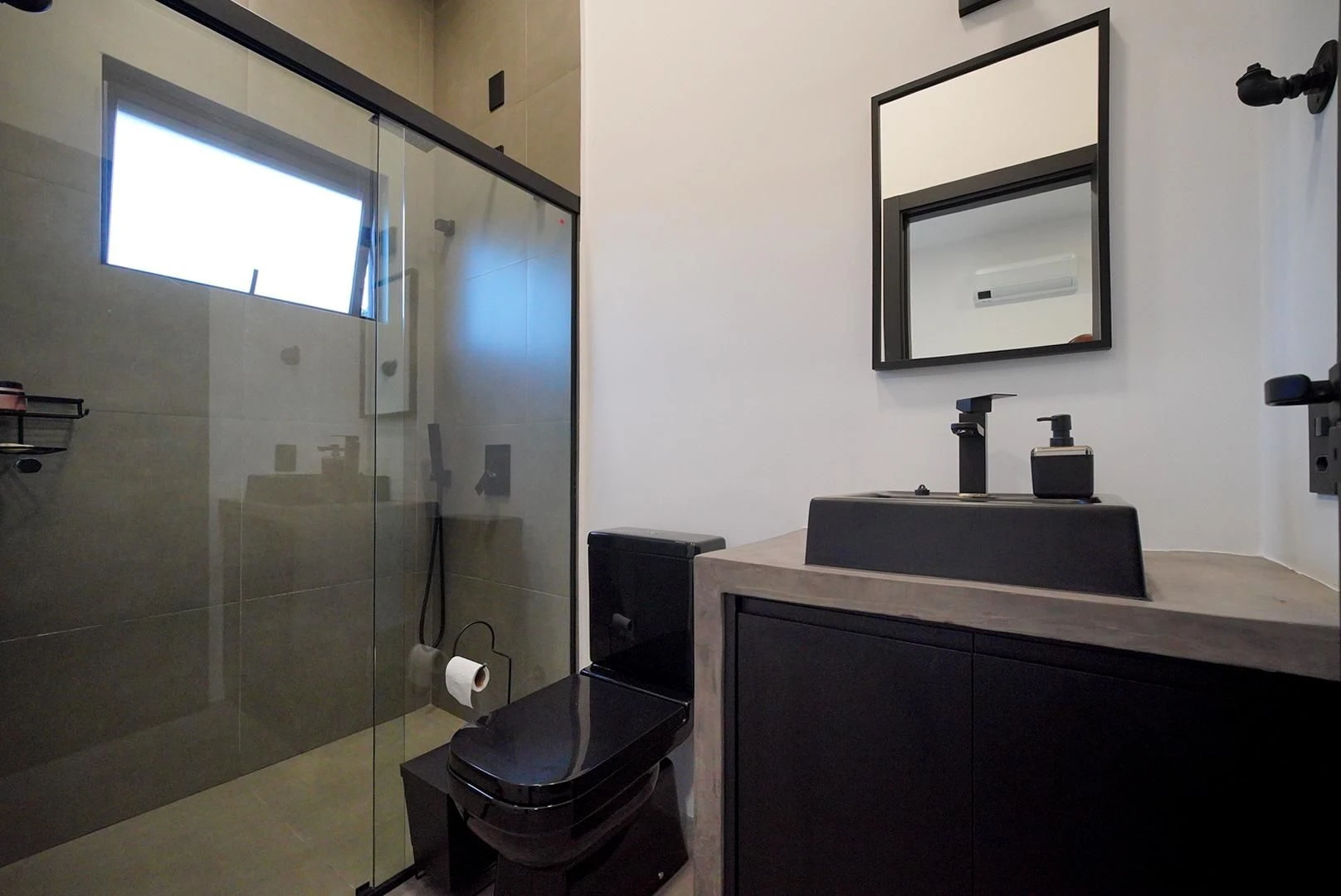 Lavavajillas y 5 dormitorios: casa de 330 m² — photo 43