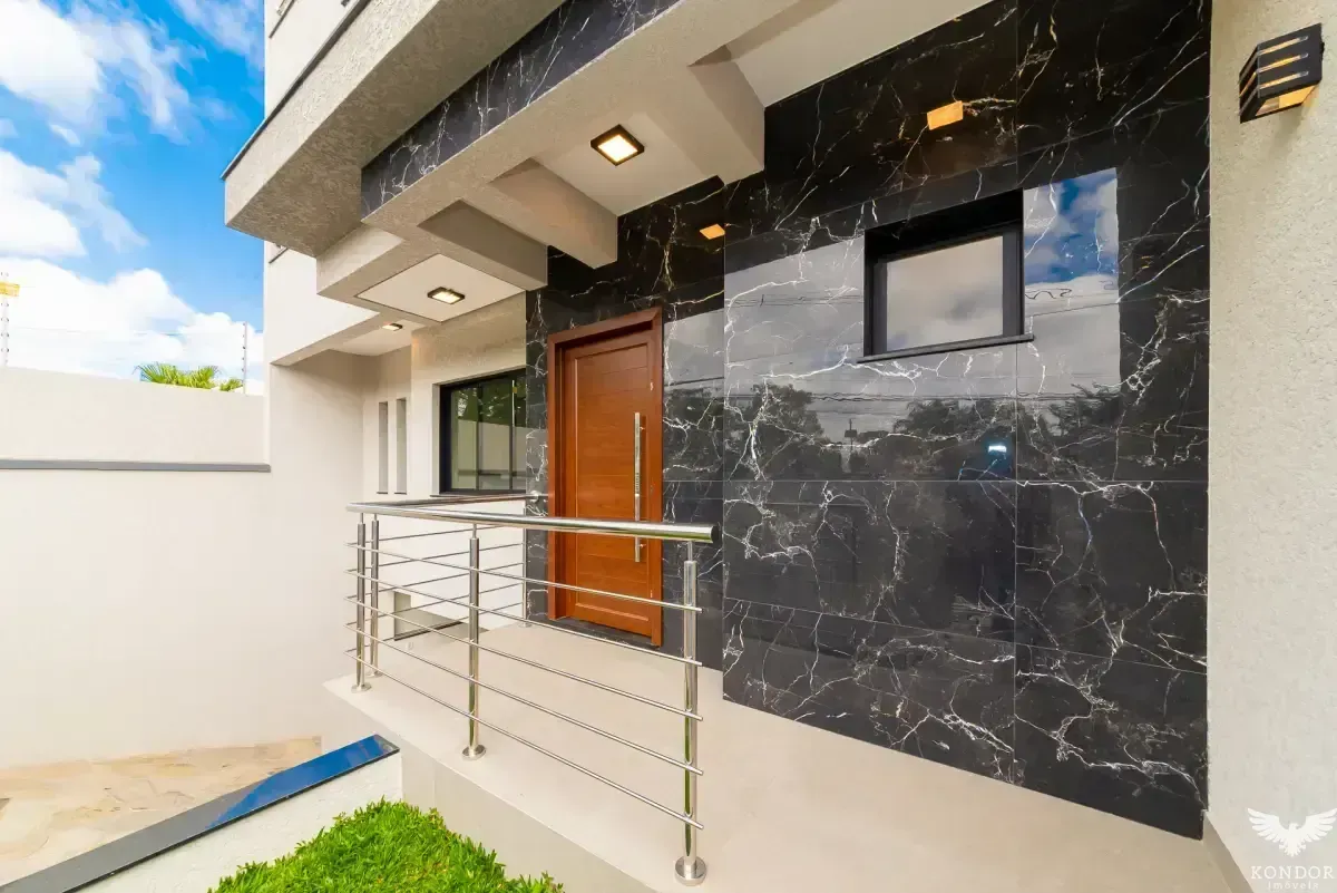Two-story house with 230 m² and 3 bedrooms, 1 suite — photo 36