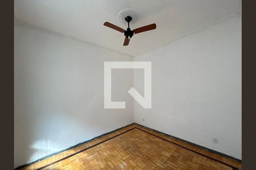 Деревянный пол или ламинат и 2 спальни: дом 80 м² — photo 10
