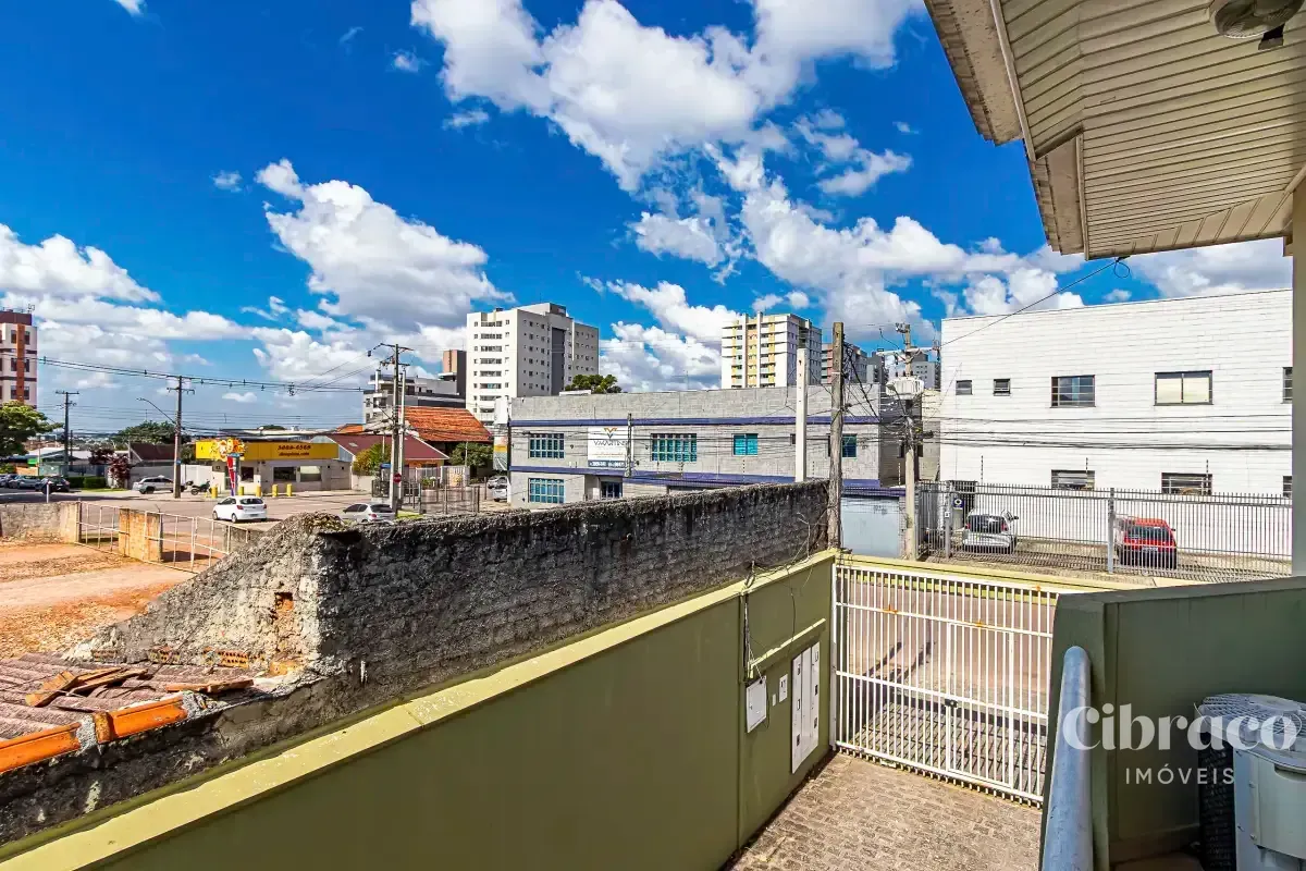140 m² townhouse with 3 bedrooms and 3 parking spots — photo 32