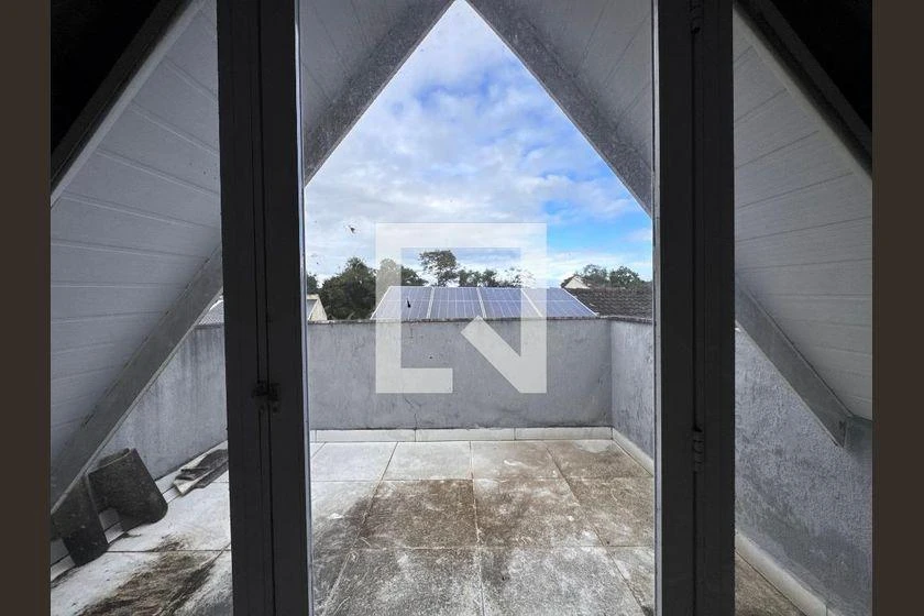 House with 3 en-suites and 3 parking spots, 270 m² — photo 39