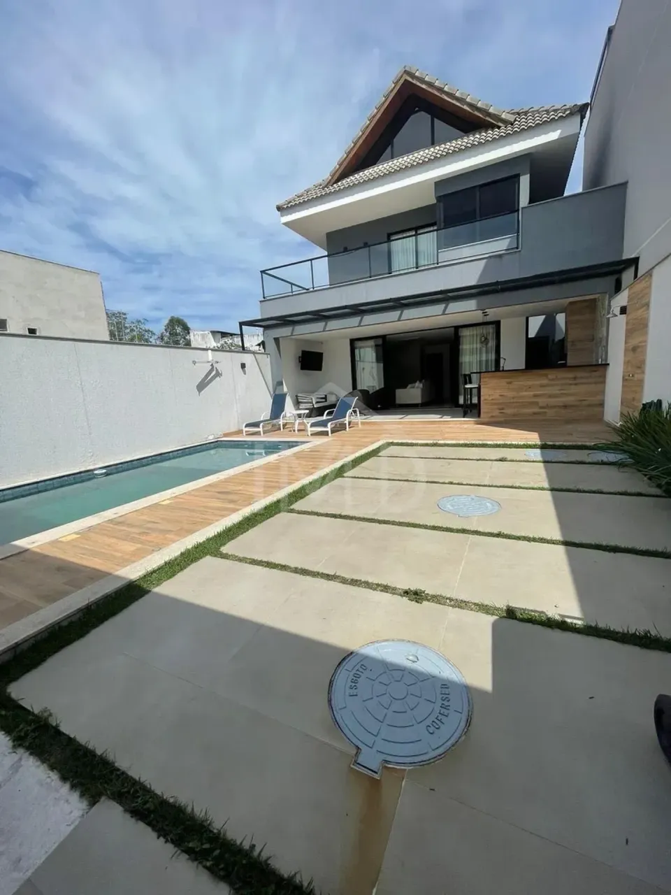 Casa com 5 suítes e cozinha integrada, com 330 m² — photo 10