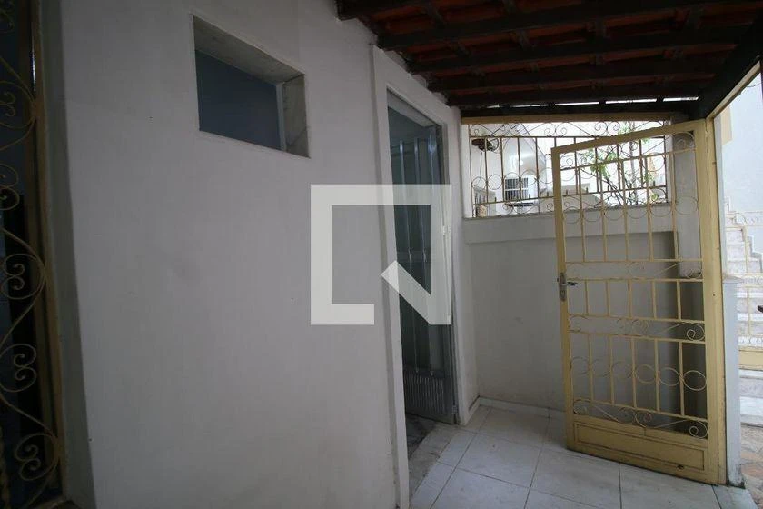 Casa com 3 quartos em 200 m² e 4 banheiros — photo 47