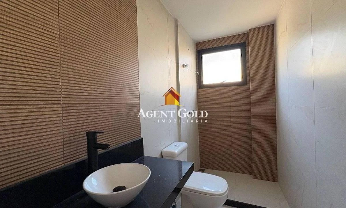 3-bedroom apartment, 1 with its own bathroom, 127 m² — photo 23