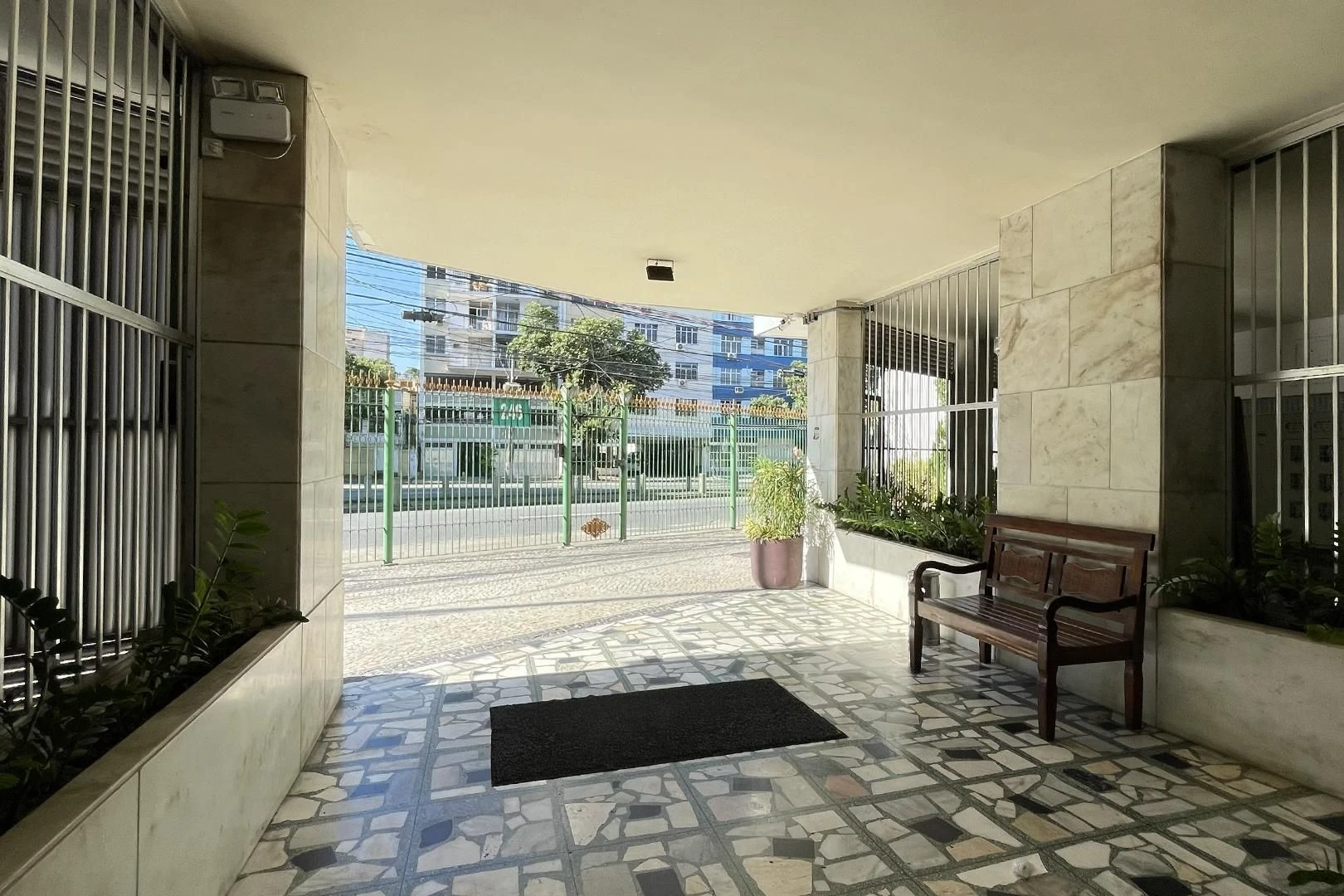 2-bedroom apartment, 60 m² — photo 3