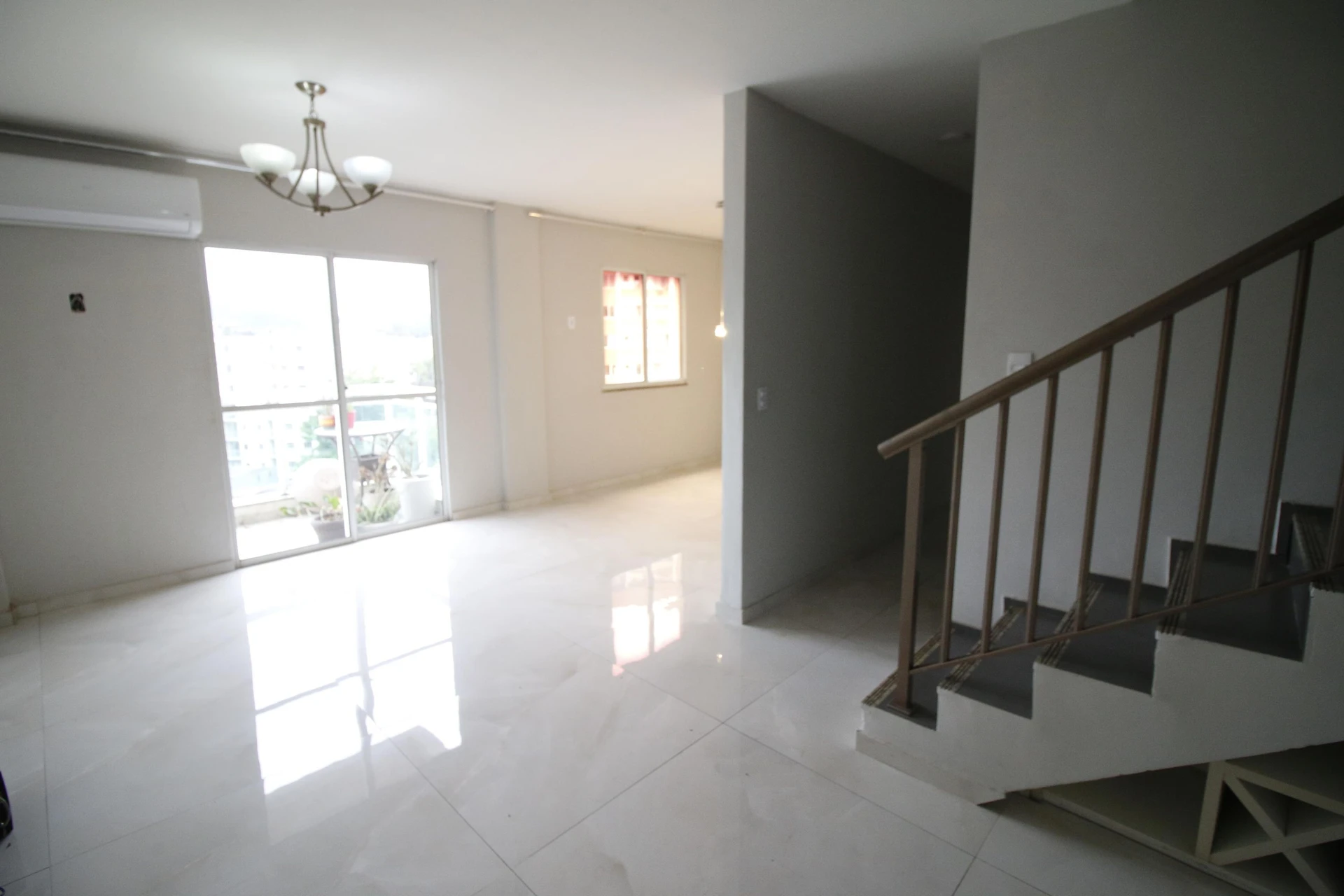 Apartment, 161 m², with a grill on the balcony — photo 6