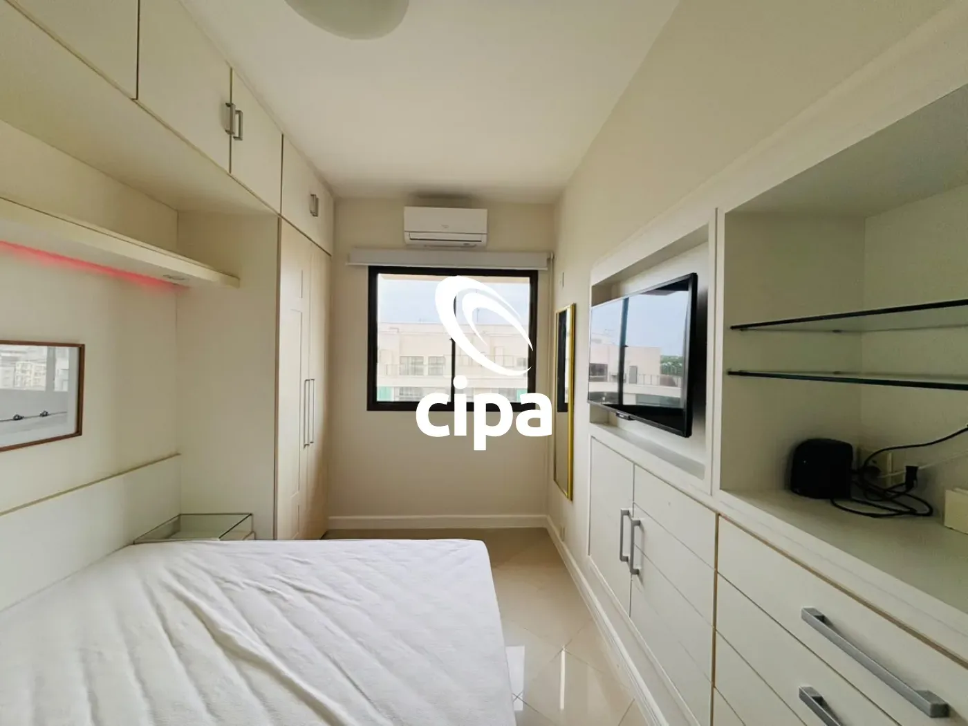 2-bedroom apartment with a water view in Rio de Janeiro — photo 3