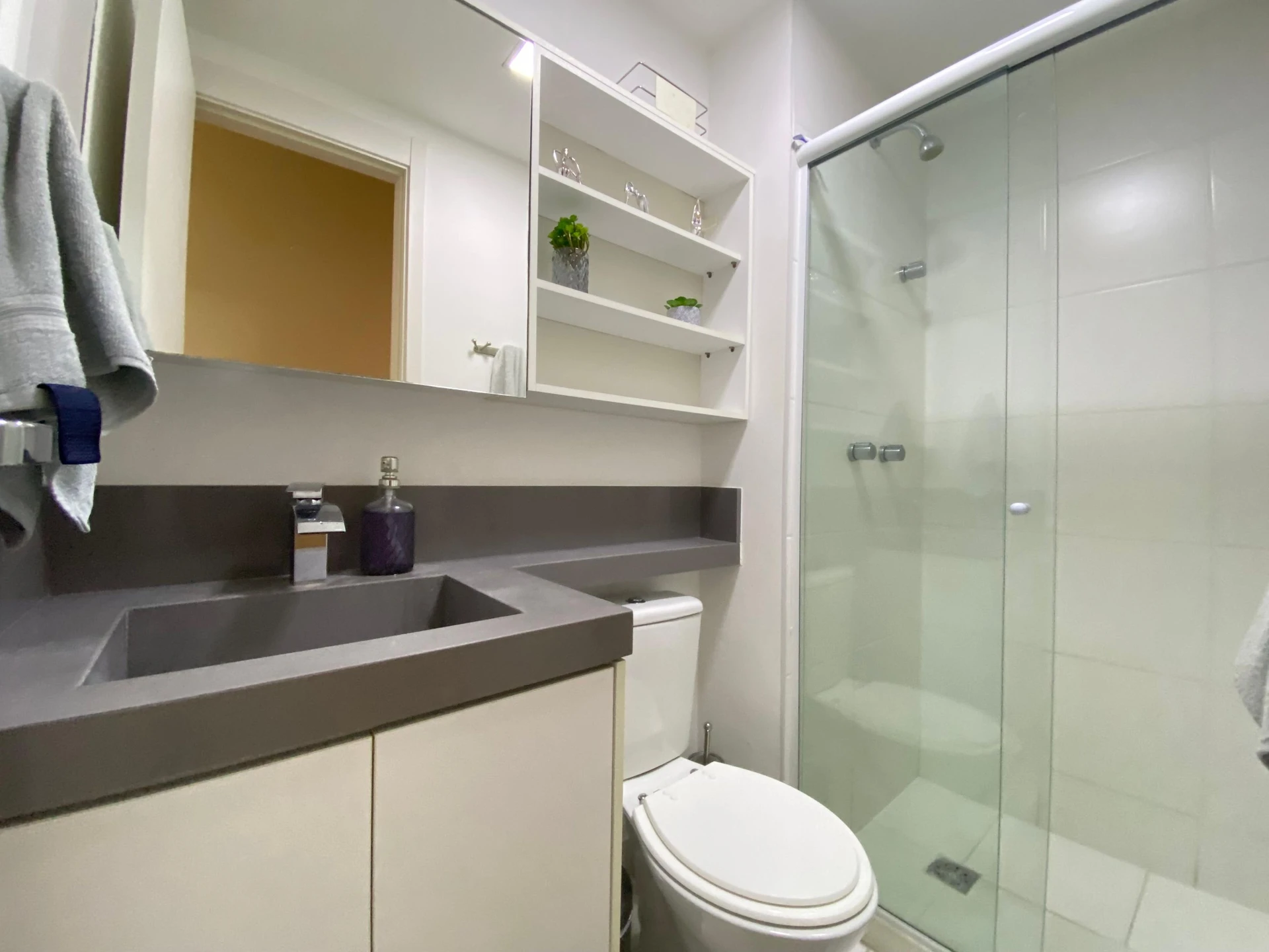Home office in a 2-bedroom apartment, 55 m² — photo 35