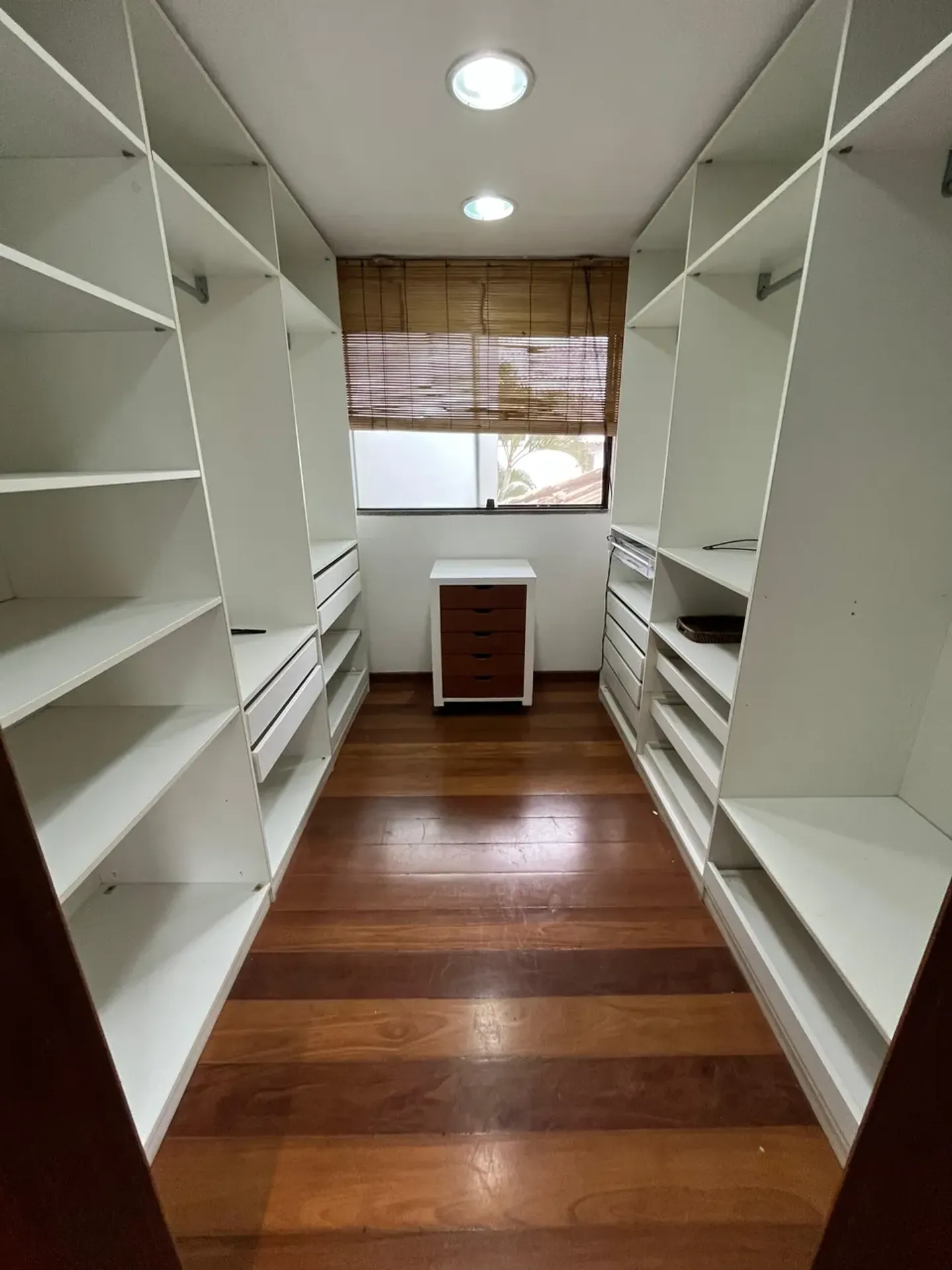 Duplex house with 4 en-suite bedrooms and balcony grill — photo 12