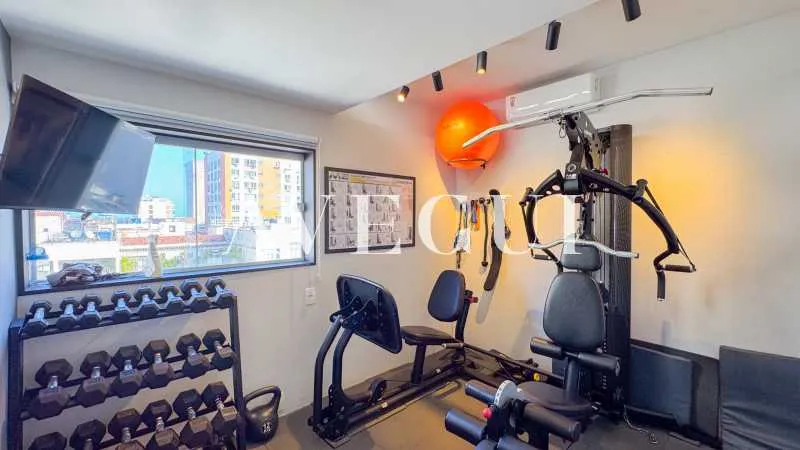 Apartamento mobiliado com 4 quartos e 5 banheiros — photo 27