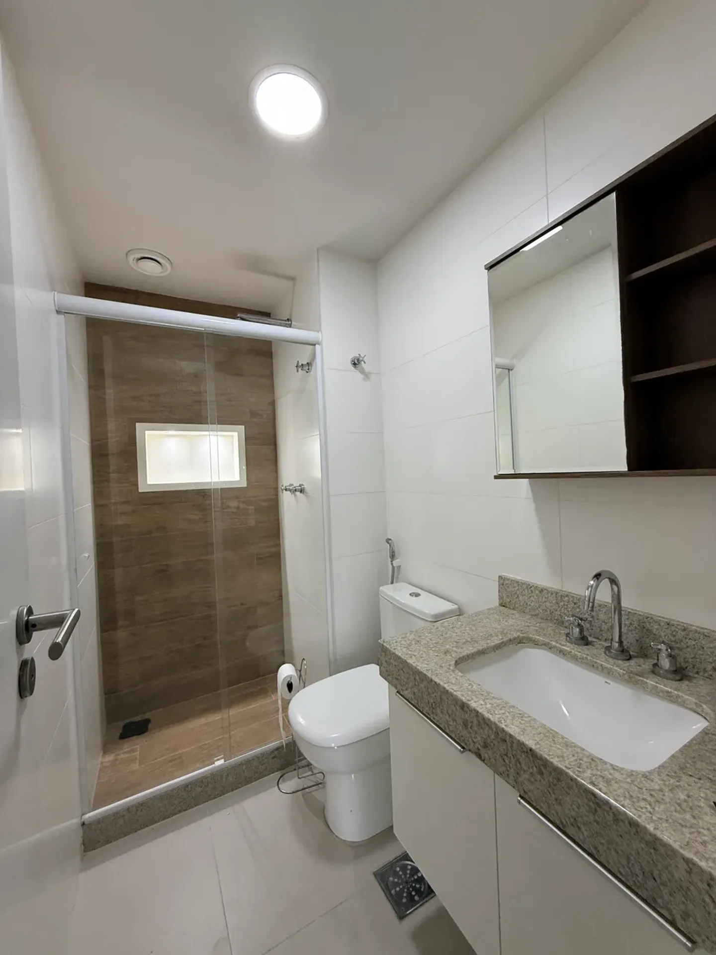 Квартира на 9-м этаже с гардеробной — photo 26