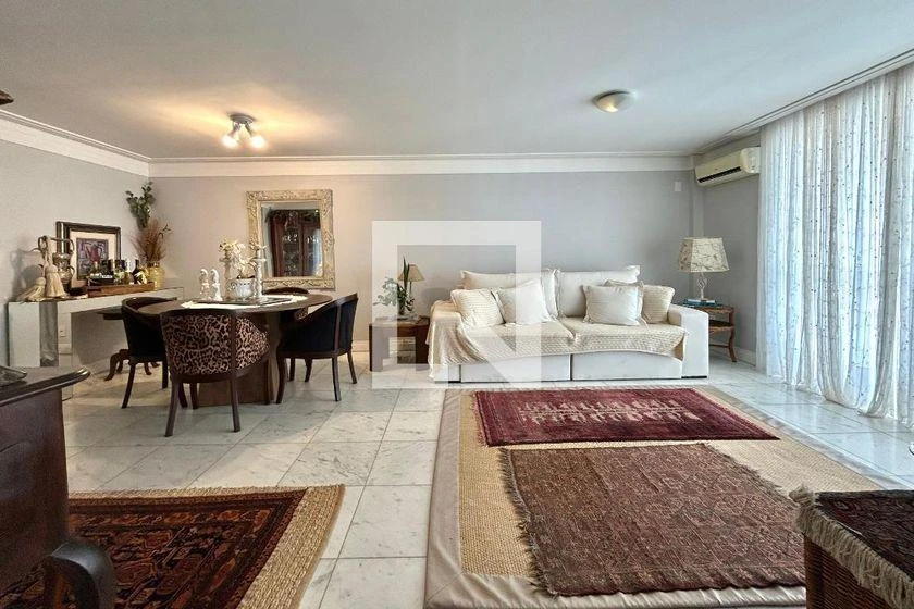 Apartamento de 2 dormitorios con balcón y 3 baños — photo 2