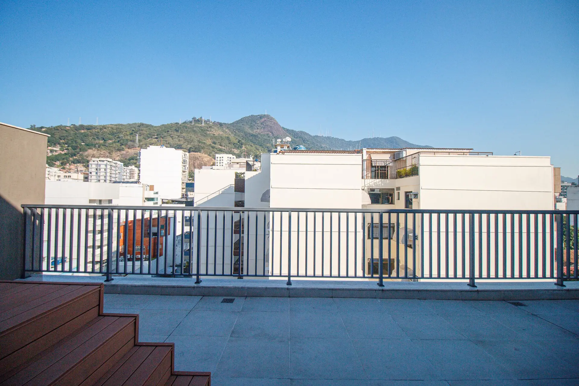 Apartamento mobiliado com 3 quartos e 3 banheiros — photo 12