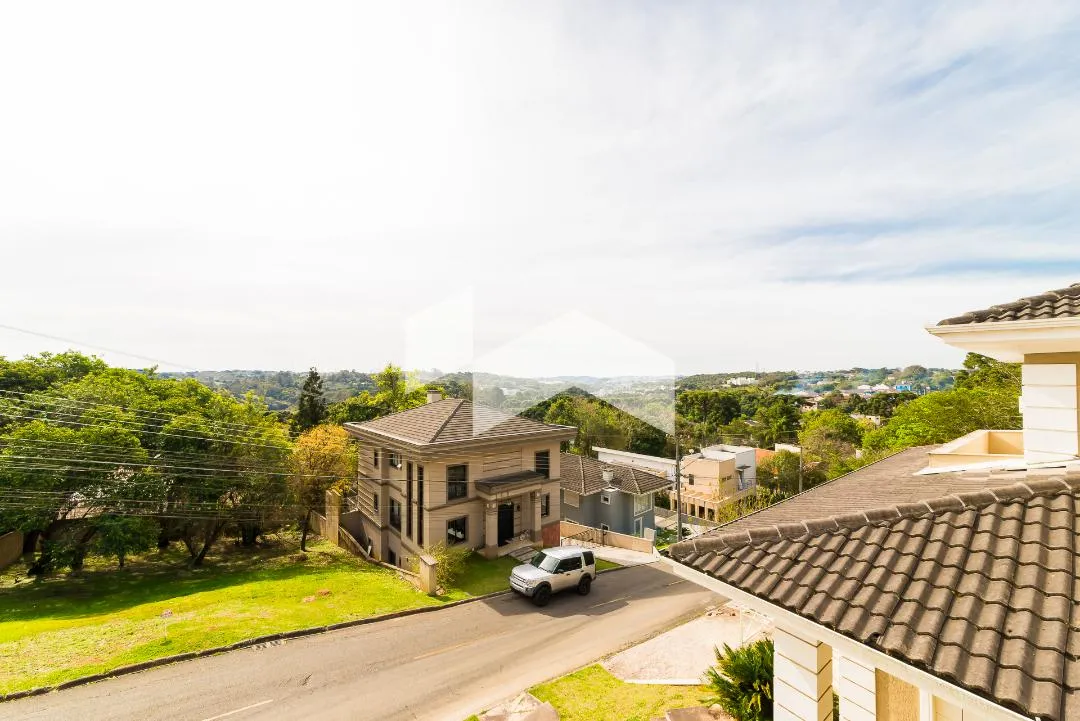 431 m² house with 4 en-suite bedrooms and 6 parking — photo 30