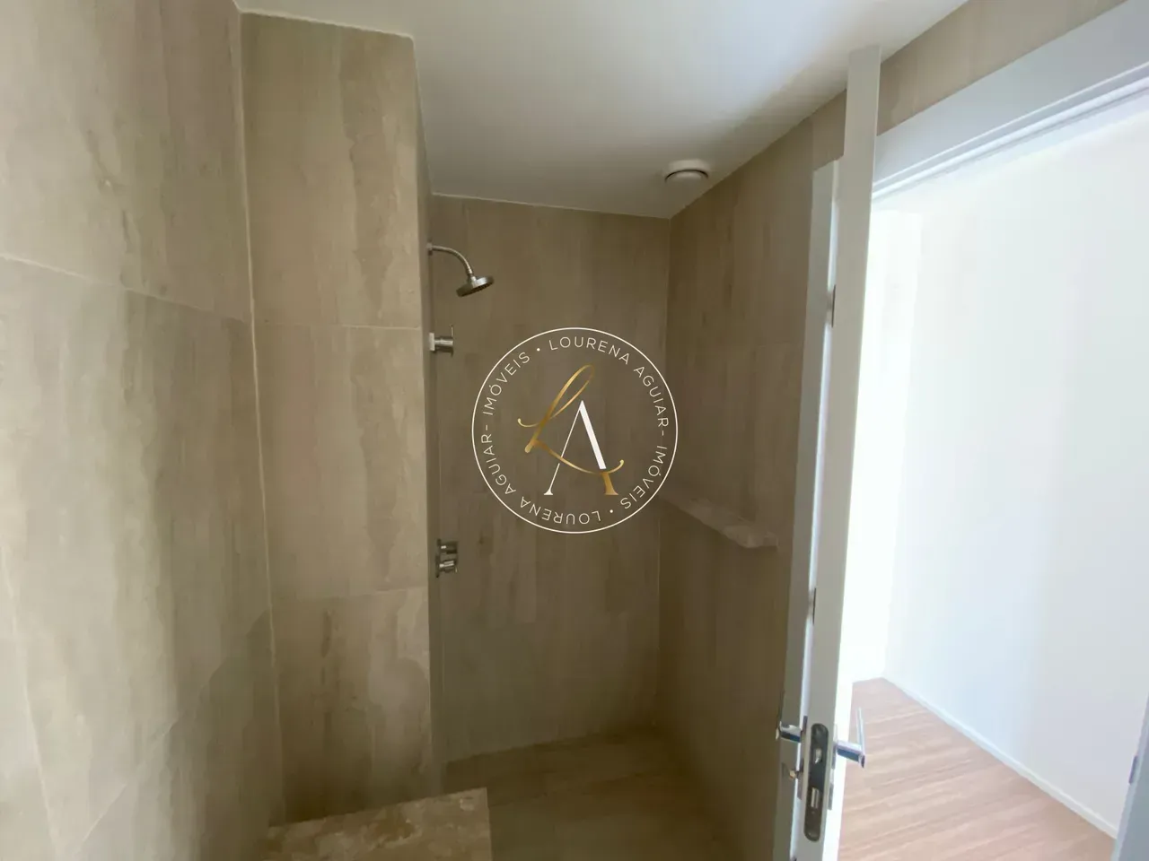 Rental apartment with 2 bedrooms and 4 bathrooms — photo 7