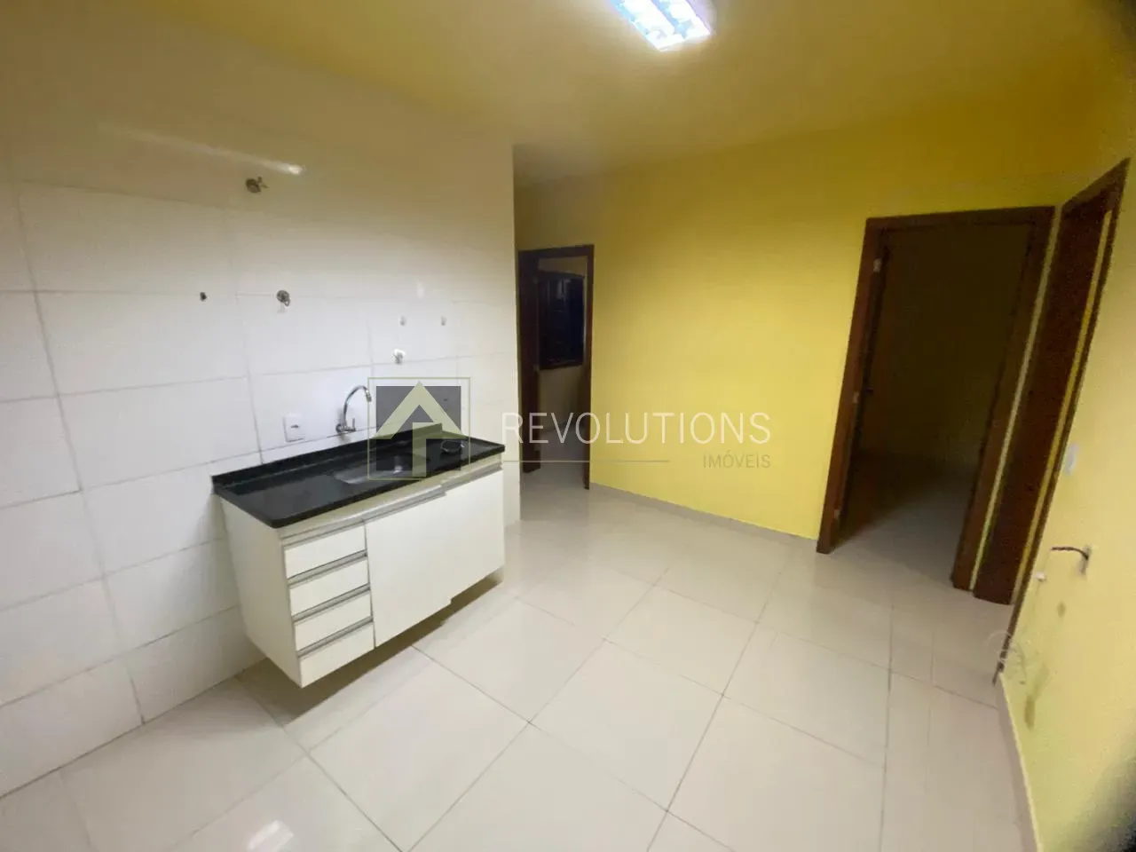 Casa com 2 quartos e 1 banheiro, com 2 vagas — photo 21