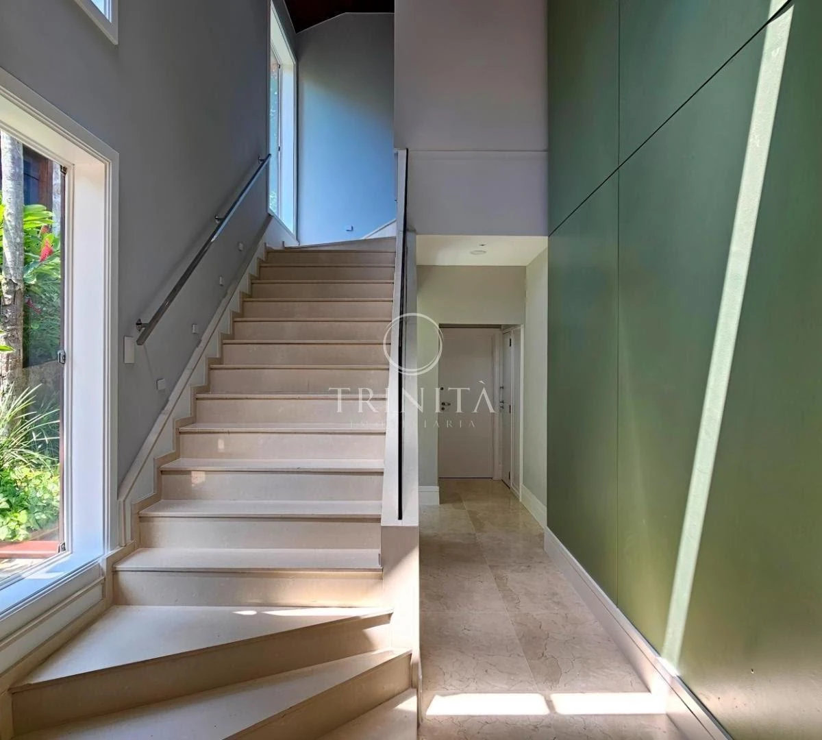 5-bedroom house with a bathtub in Rio de Janeiro — photo 48