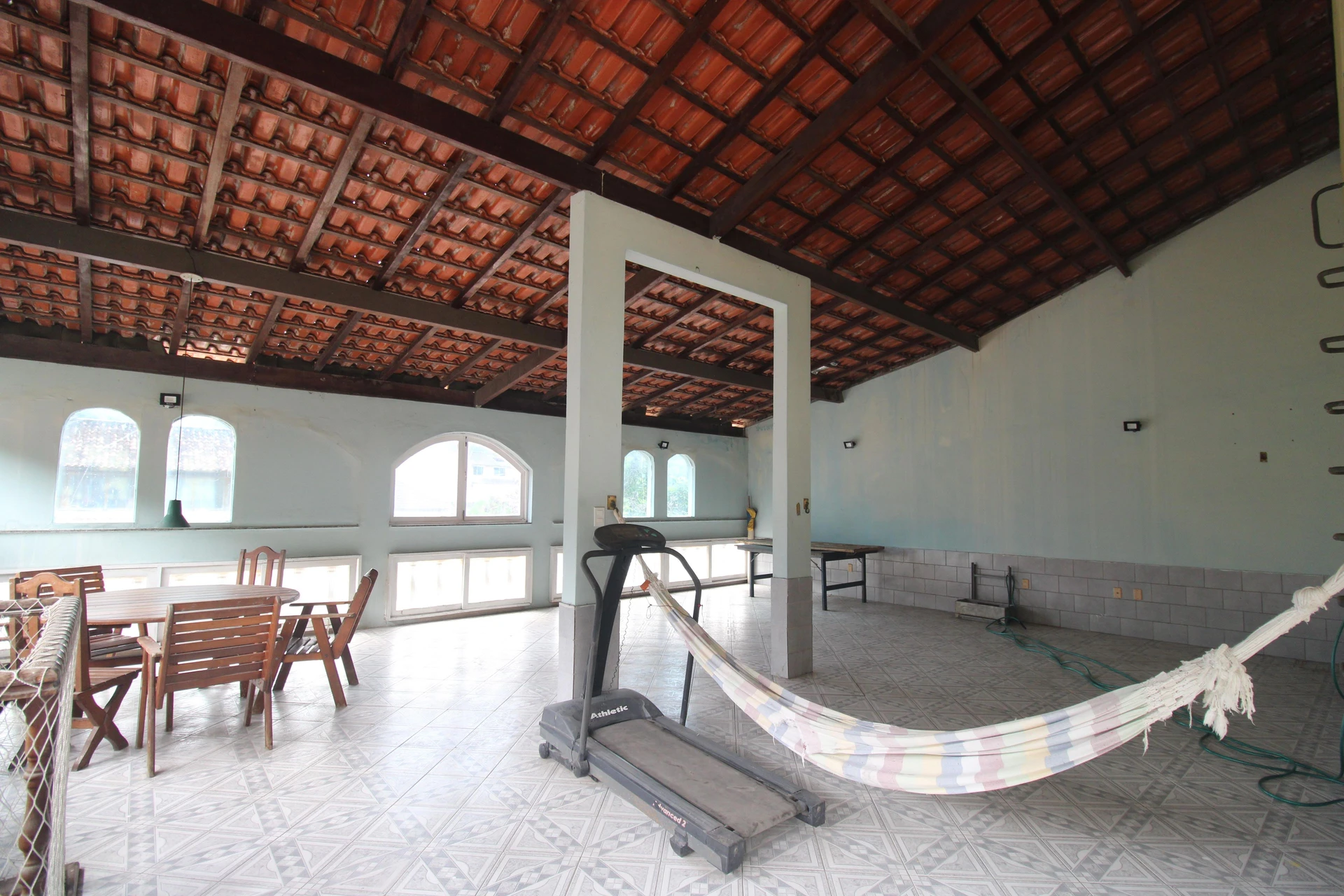 Furnished house with 6 bedrooms and 4 bathrooms — photo 8