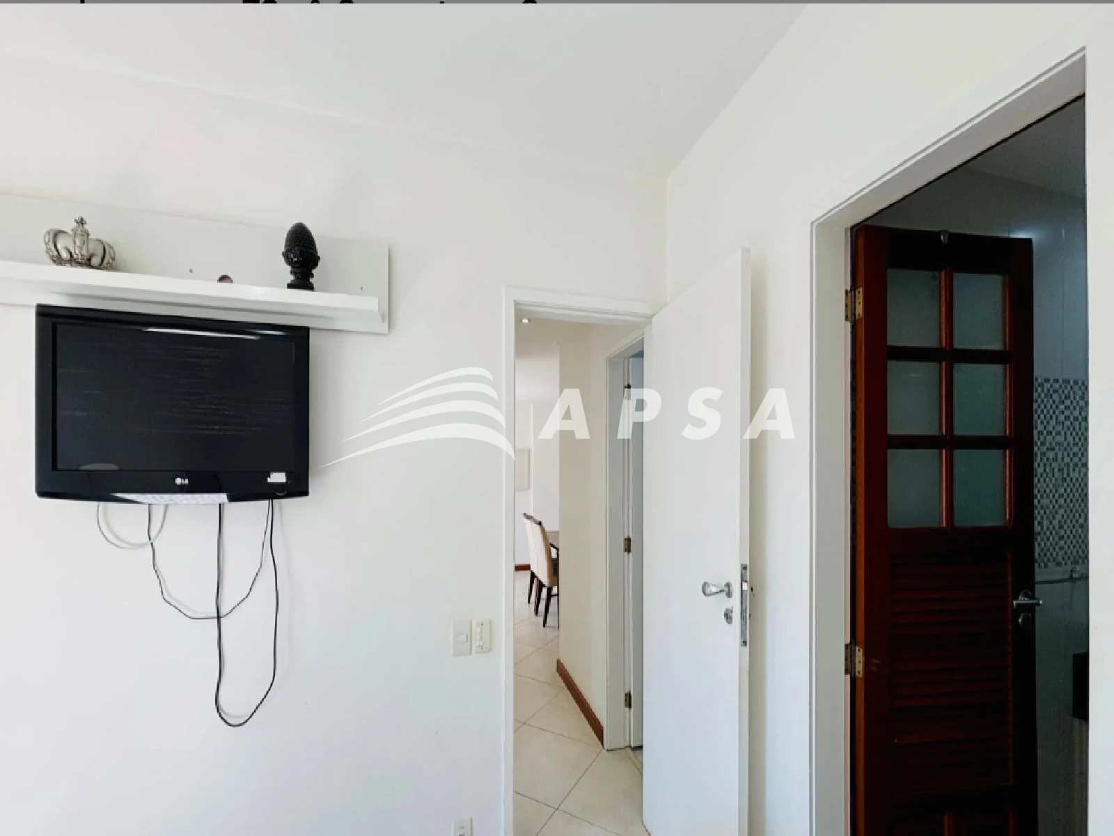 Furnished 2-bedroom apartment with 79 m² — photo 19